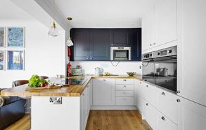 Stylish Three-Bedroom Coastal Home, with Expansive Gardens & Scenic Views - Georgeham, United Kingdom