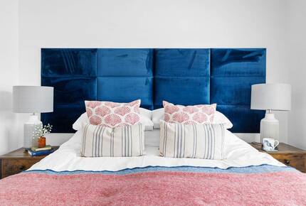 Stylish Three-Bedroom Coastal Home, with Expansive Gardens & Scenic Views - Georgeham, United Kingdom