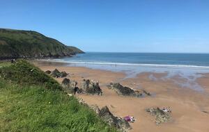 Stylish Three-Bedroom Coastal Home, with Expansive Gardens & Scenic Views - Georgeham, United Kingdom