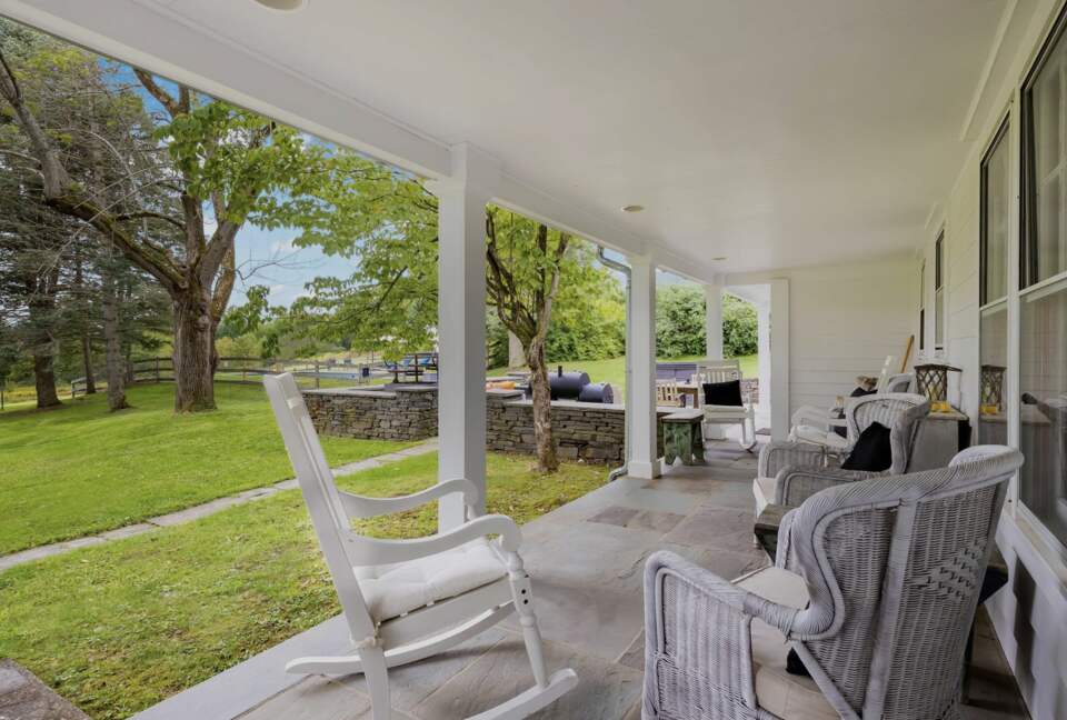 Charming 1792 Country Estate near Hudson Valley & Berkshires - Chatham, New York