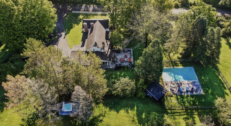 Charming 1792 Country Estate near Hudson Valley & Berkshires - Chatham, New York