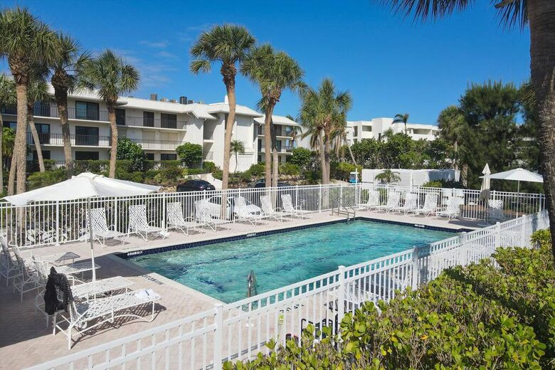 Coastal Sophistication in the Village Houses - Boca Grande, Florida