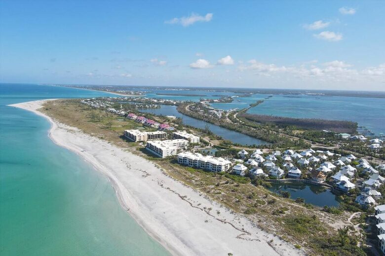 Coastal Sophistication in the Village Houses - Boca Grande, Florida