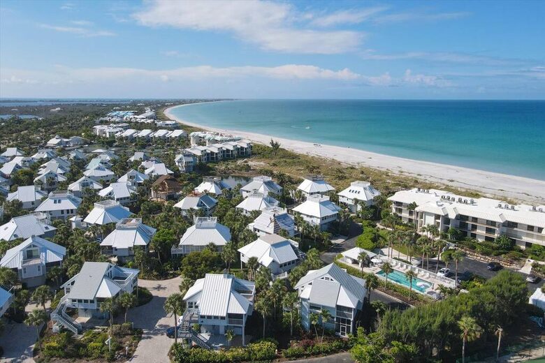 Coastal Sophistication in the Village Houses - Boca Grande, Florida