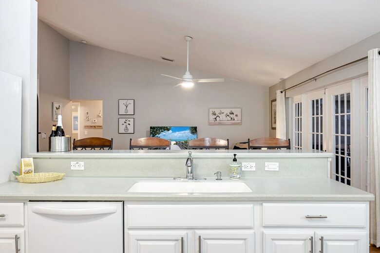 Spacious Villa with Private Dock & Tropical Outdoor Living - Cape Coral, Florida