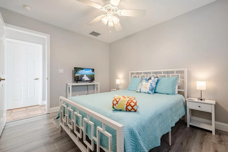 Spacious Villa with Private Dock & Tropical Outdoor Living - Cape Coral, Florida