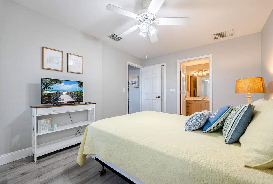 Spacious Villa with Private Dock & Tropical Outdoor Living - Cape Coral, Florida