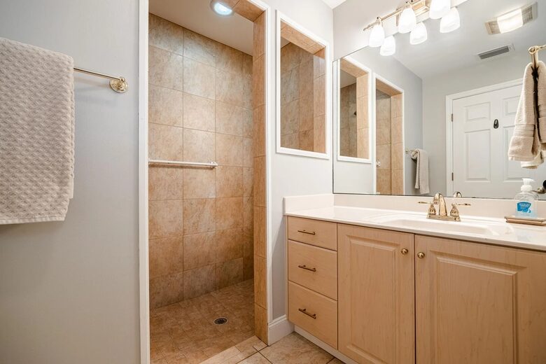 Spacious Villa with Private Dock & Tropical Outdoor Living - Cape Coral, Florida