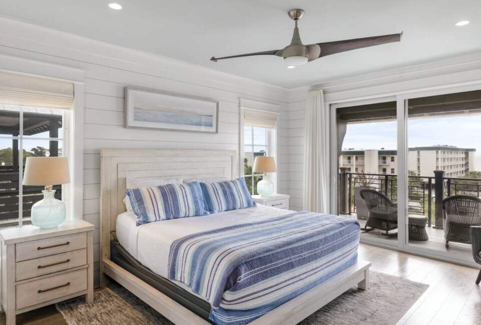 Elegant Seagrove Beach House with Gulf Views & Bikes - Santa Rosa Beach, Florida