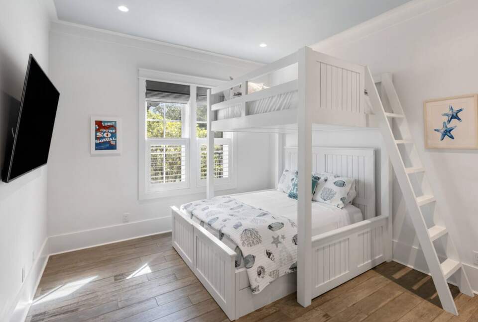 Elegant Seagrove Beach House with Gulf Views & Bikes - Santa Rosa Beach, Florida