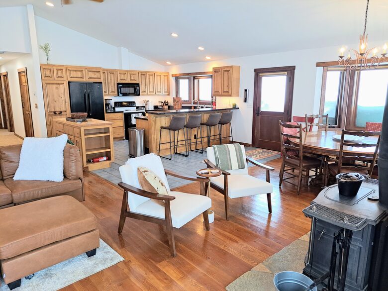 Elevated Living Minutes from Yellowstone & Grand Teton - Jackson, Wyoming