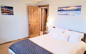 Elevated Living Minutes from Yellowstone & Grand Teton - Jackson, Wyoming
