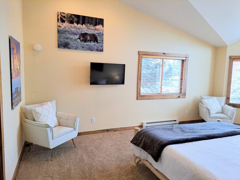 Elevated Living Minutes from Yellowstone & Grand Teton - Jackson, Wyoming