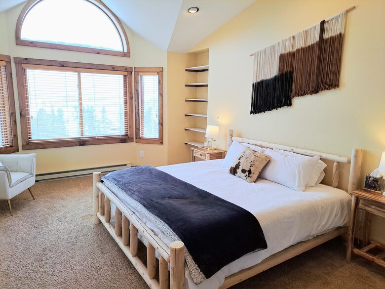 Elevated Living Minutes from Yellowstone & Grand Teton - Jackson, Wyoming