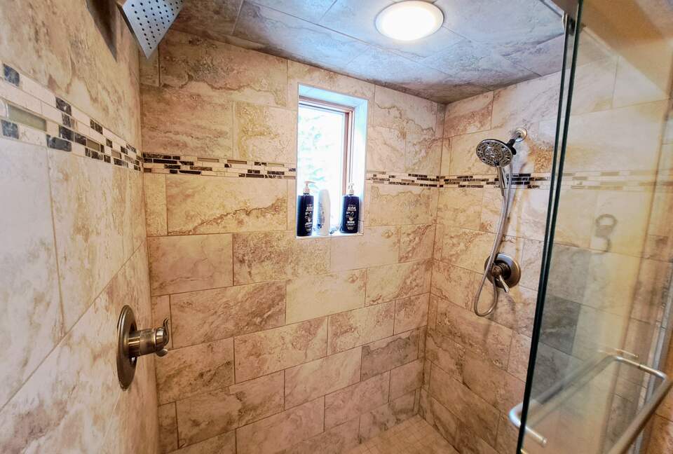 Elevated Living Minutes from Yellowstone & Grand Teton - Jackson, Wyoming