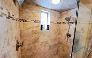 Elevated Living Minutes from Yellowstone & Grand Teton - Jackson, Wyoming