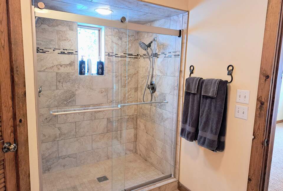 Elevated Living Minutes from Yellowstone & Grand Teton - Jackson, Wyoming