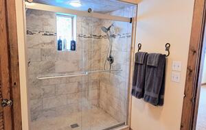 Elevated Living Minutes from Yellowstone & Grand Teton - Jackson, Wyoming