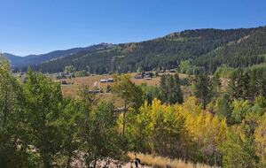 Elevated Living Minutes from Yellowstone & Grand Teton - Jackson, Wyoming