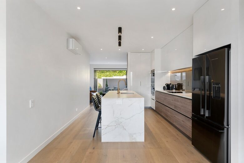 Sunny Mission Bay Escape - Mission Bay, New Zealand