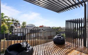 Sunny Mission Bay Escape - Mission Bay, New Zealand