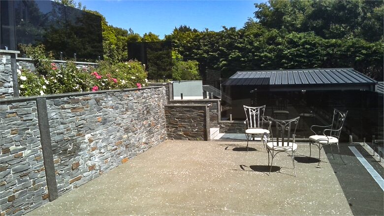 Sunlit Serenity on the Kapiti Coast - Paraparaumu, New Zealand