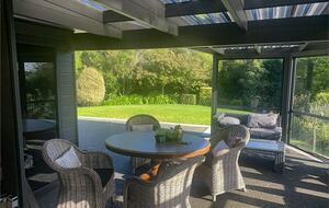 Sunlit Serenity on the Kapiti Coast - Paraparaumu, New Zealand