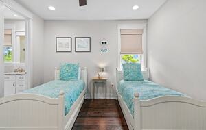 The Swizzle Inn - Santa Rosa Beach, Florida