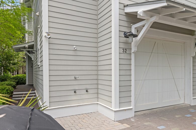 The Swizzle Inn - Santa Rosa Beach, Florida