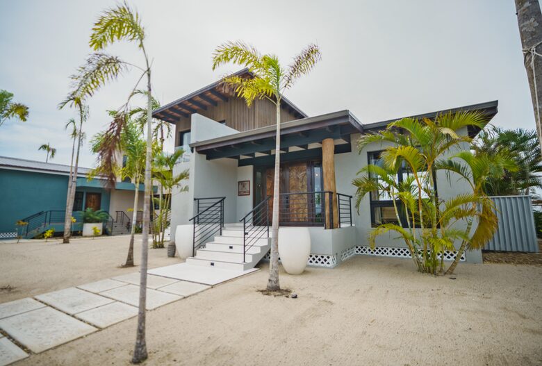 Prana Maya 4 Bedroom Oceanfront Villa - Placencia, Belize