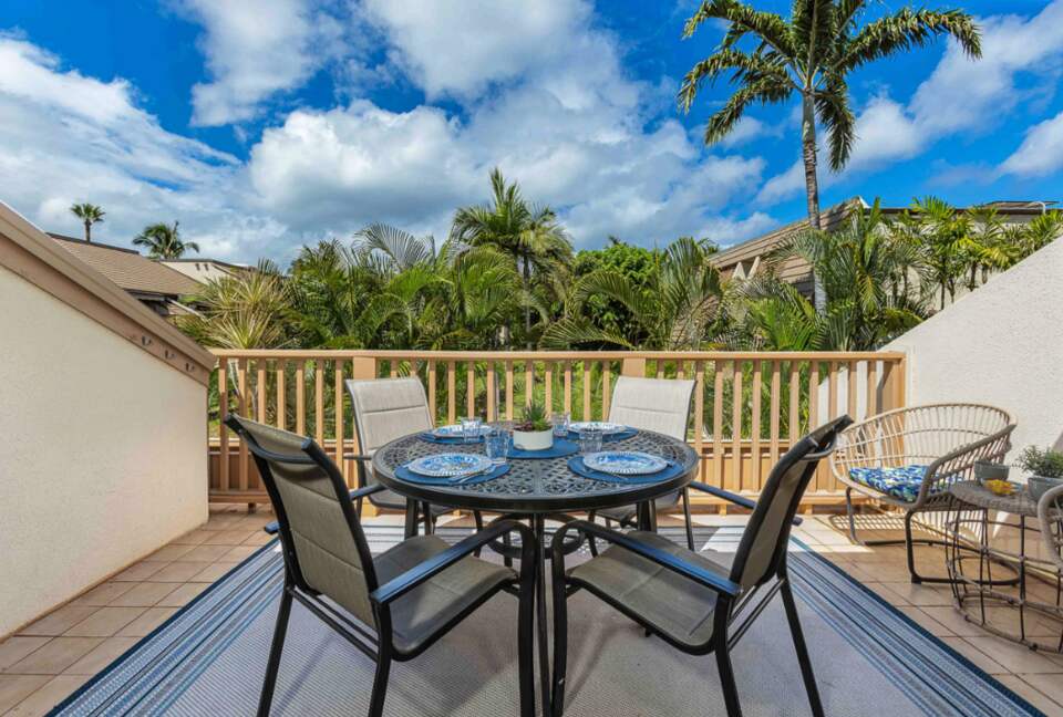 Island Living Steps from Kamaole Beach III - Kihei, Hawaii