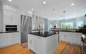 ABOVE - Lakeside Oasis Estate - Gallatin, Tennessee