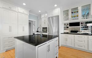 ABOVE - Lakeside Oasis Estate - Gallatin, Tennessee