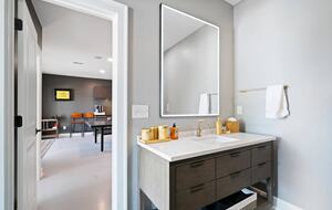 ABOVE - Lakeside Oasis Estate - Gallatin, Tennessee