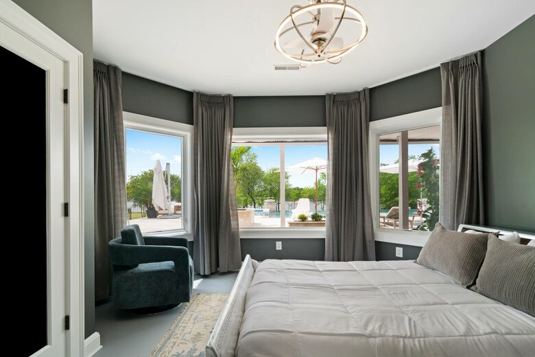 ABOVE - Lakeside Oasis Estate - Gallatin, Tennessee