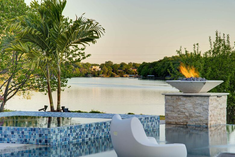 ABOVE - Lakeside Oasis Estate - Gallatin, Tennessee