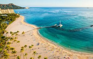 Hilton Honolulu Studio Above Waikiki Beach - Honolulu, Hawaii