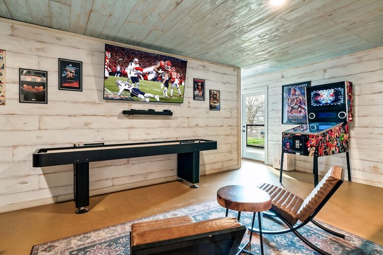 Mountain Haven Retreat - Sevierville, Tennessee