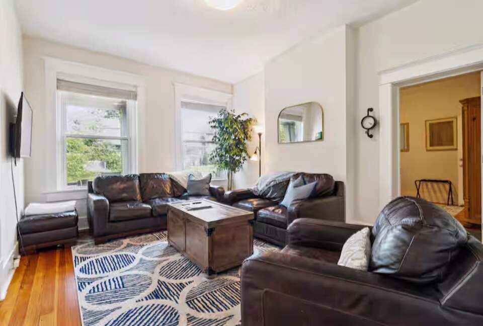 Elegant Southside Residence | A Walkable Historic Chattanooga Retreat - Chattanooga, Tennessee