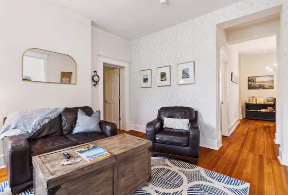 Elegant Southside Residence | A Walkable Historic Chattanooga Retreat - Chattanooga, Tennessee