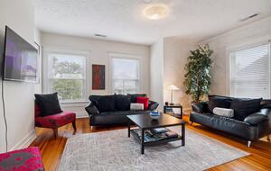 Elegant Southside Residence | A Walkable Historic Chattanooga Retreat - Chattanooga, Tennessee