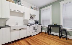 Elegant Southside Residence | A Walkable Historic Chattanooga Retreat - Chattanooga, Tennessee