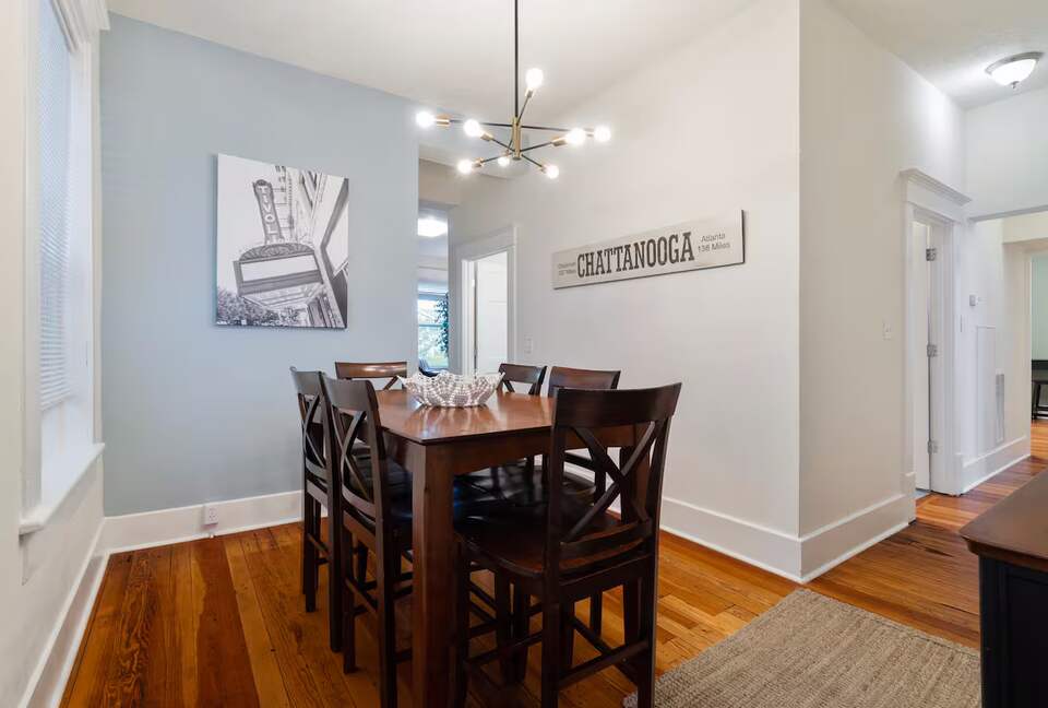 Elegant Southside Residence | A Walkable Historic Chattanooga Retreat - Chattanooga, Tennessee