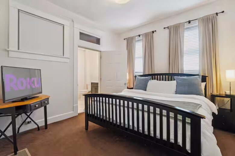 Elegant Southside Residence | A Walkable Historic Chattanooga Retreat - Chattanooga, Tennessee