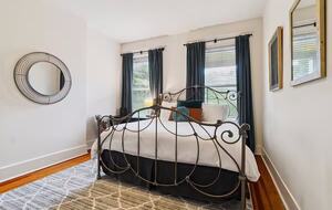 Elegant Southside Residence | A Walkable Historic Chattanooga Retreat - Chattanooga, Tennessee