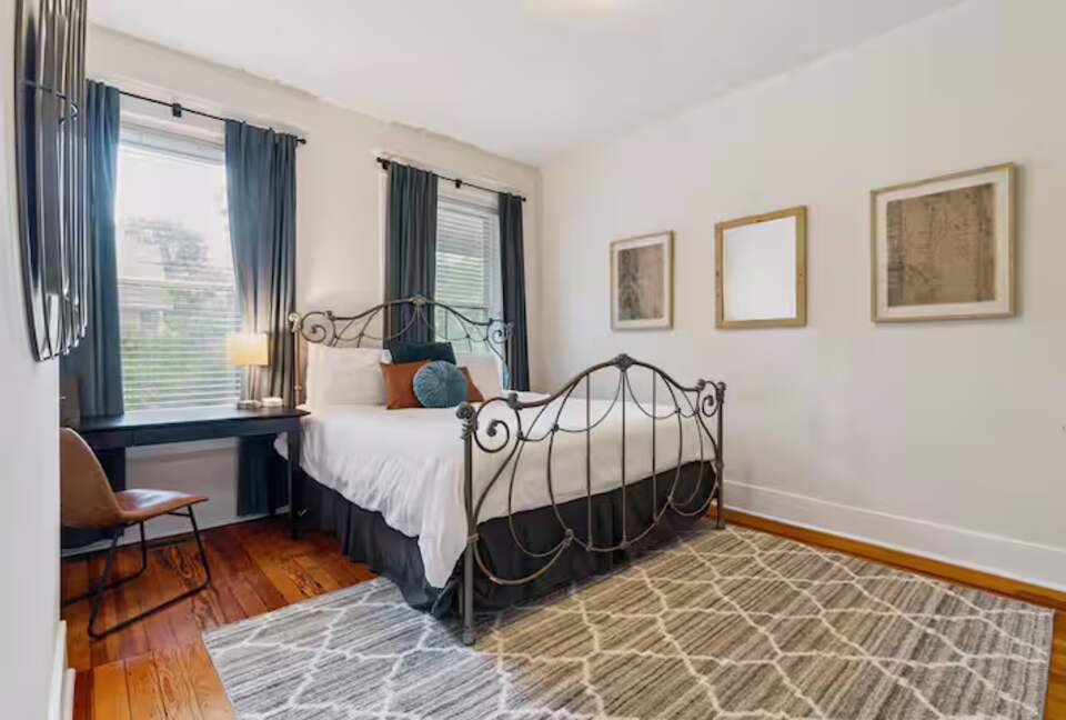 Elegant Southside Residence | A Walkable Historic Chattanooga Retreat - Chattanooga, Tennessee