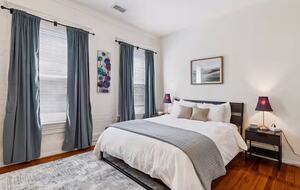 Elegant Southside Residence | A Walkable Historic Chattanooga Retreat - Chattanooga, Tennessee