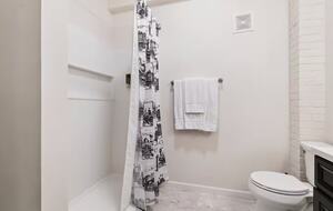 Elegant Southside Residence | A Walkable Historic Chattanooga Retreat - Chattanooga, Tennessee