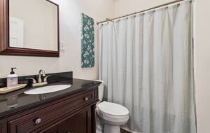 Elegant Southside Residence | A Walkable Historic Chattanooga Retreat - Chattanooga, Tennessee