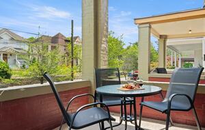 Elegant Southside Residence | A Walkable Historic Chattanooga Retreat - Chattanooga, Tennessee